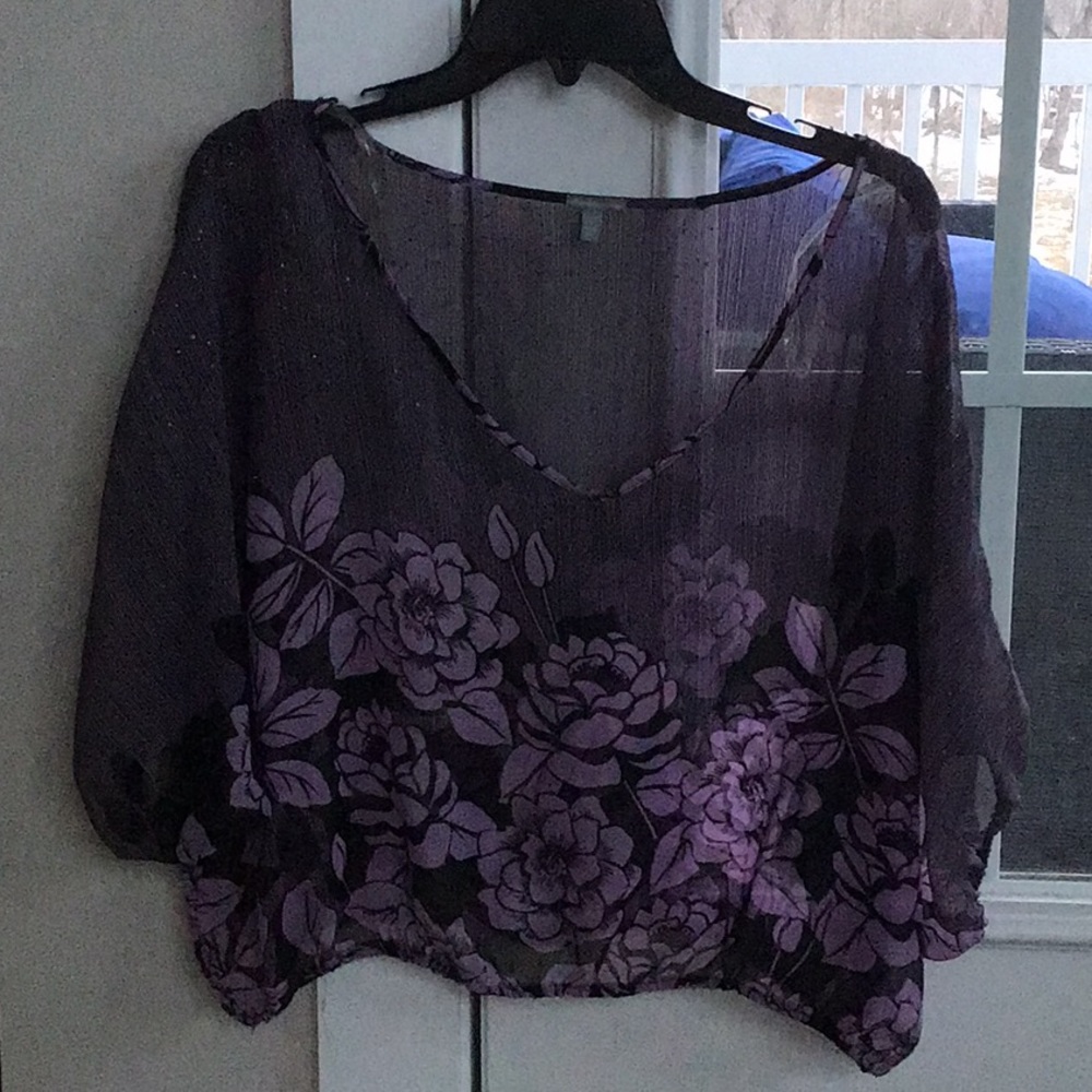 Charlotte Russe sheer cinched bottom blouse. Sz L.